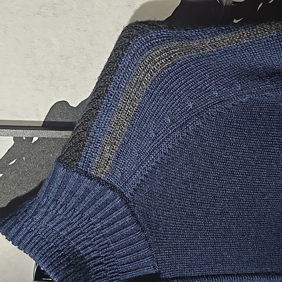 Obermeyer Vince Knit 1/2 Zip Sweater Size Small Admiral NWT - Picture 4 of 12